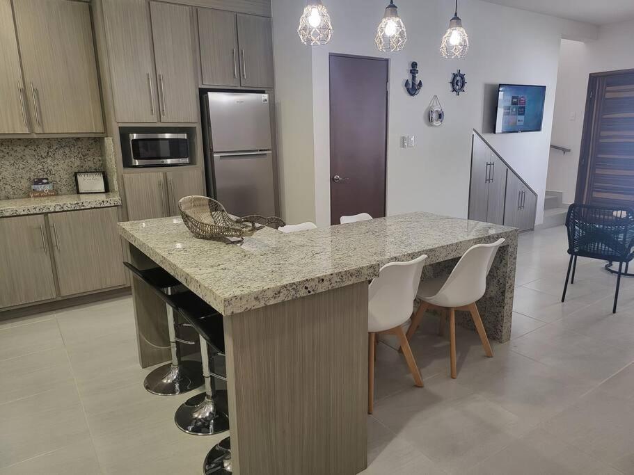 Coral De Cortes - New Beach House San Carlos Nuevo Guaymas Екстериор снимка